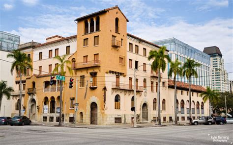 Ymca st petersburg fl - YMCA of South Florida. Jun 2014 - Present 9 years 8 months. Ft Lauderdale. I lead a team of over 750 staff, working at over 100 locations, serving over 6500 children and young adults each day ...